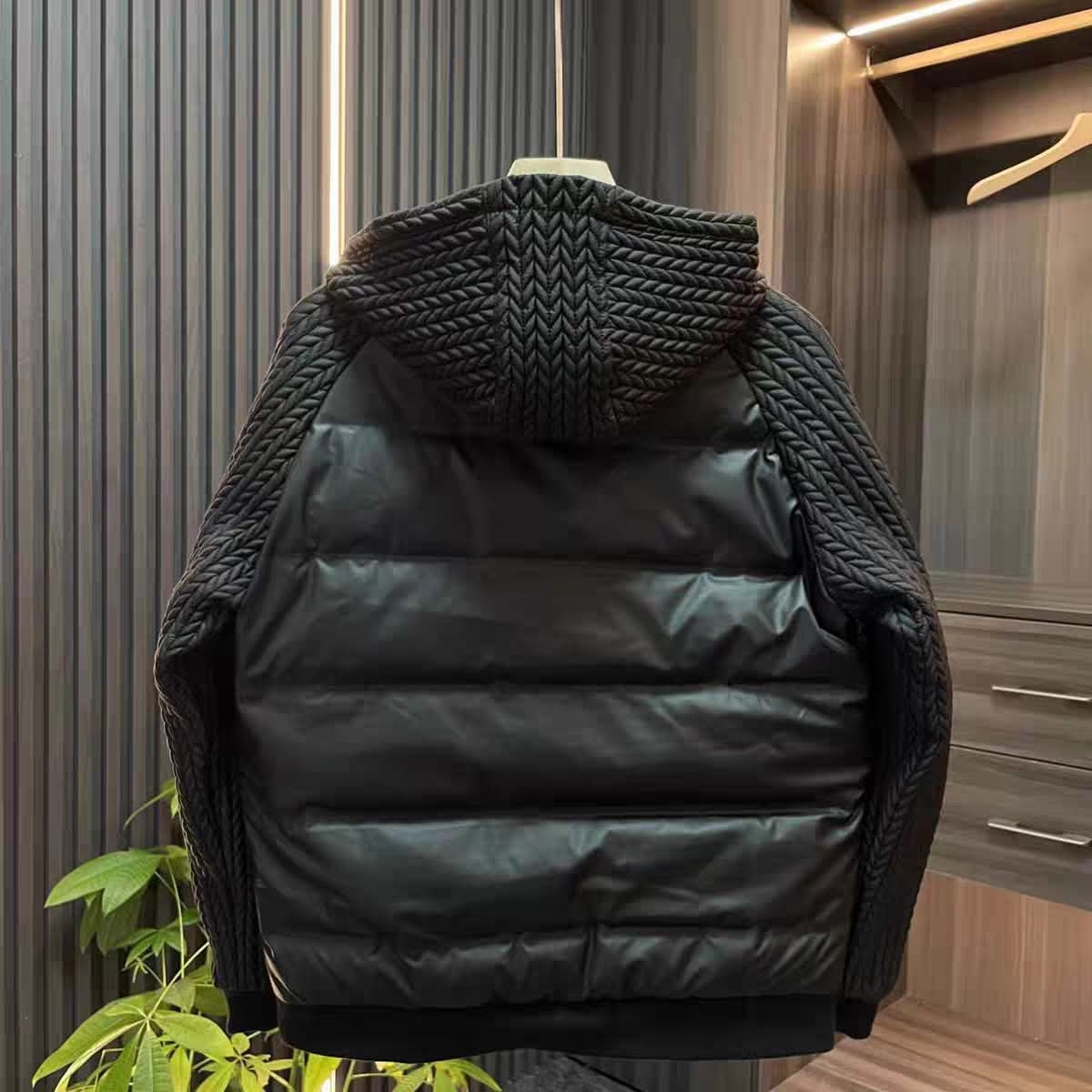 TRHEE BLACK JACKET 💎